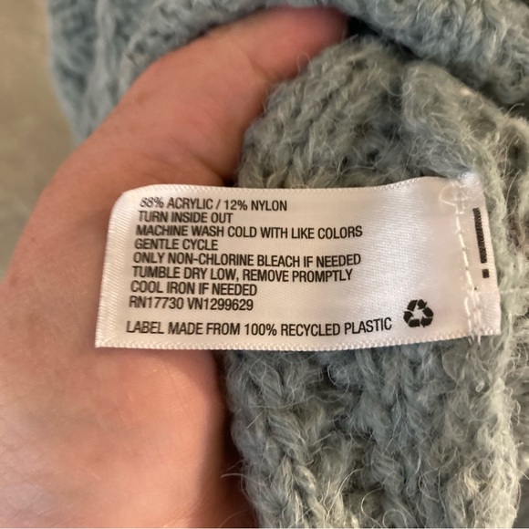 Knox Rose Aztec Sweater - Picture 5 of 5